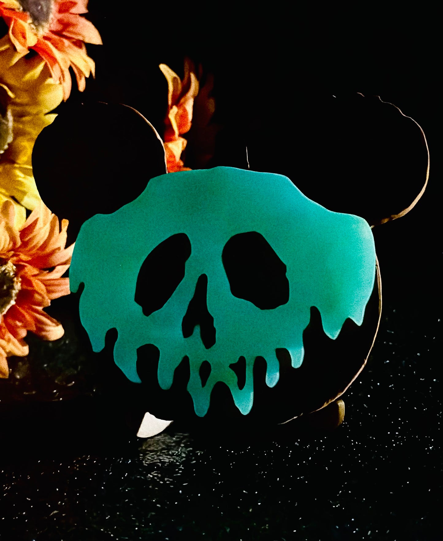 Poison Pumpkin Desk Stand