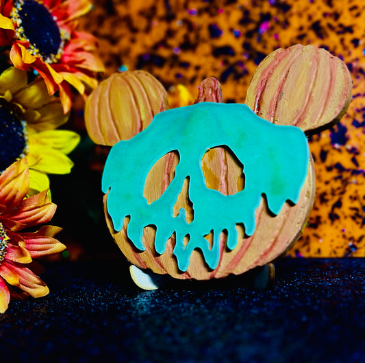 Poison Pumpkin Desk Stand